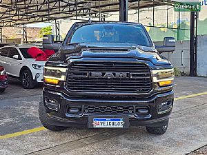 Ram 2500 Laramie Night Edition CD 6.7 Turbo 4x4 Diesel