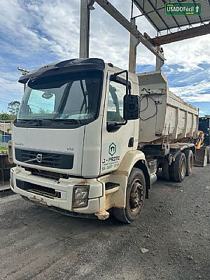 VM 270 6X2 2p com Caçamba