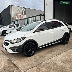 Onix Hatch Activ 1.4 Mecânico Flex