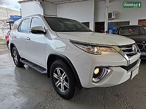 Hilux SW4 SRV 4x2 2.7 Automático Flex 7 Lugares