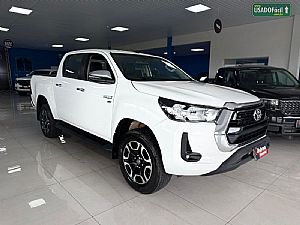 Hilux SR CD 2.7 4x2 Automático Flex
