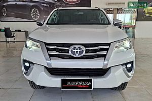 Hilux SW4 SRX 2.8 4x4 TDI Automático Diesel