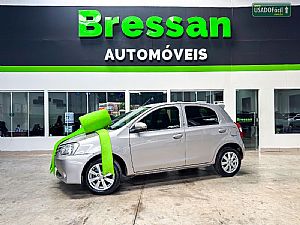 Etios Hatch XLS 1.5 Automático Flex