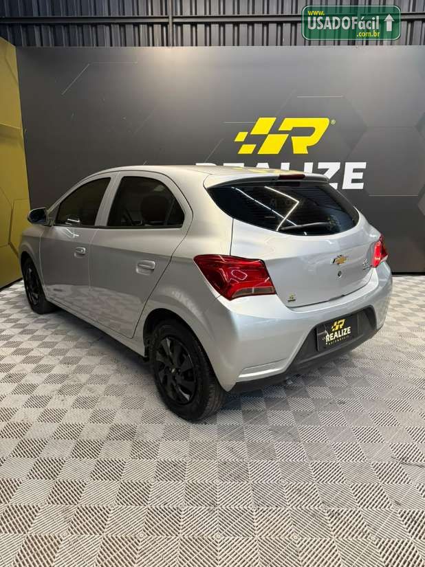 CHEVROLET/GM Onix Hatch LT 1.0 Mecânico Flex 2016/2017 — foto 3 de 9