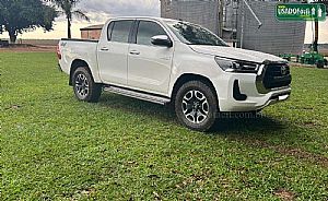 Hilux Srx Cd 2.8 4x4 Tdi Automático Diesel 2018/2019 em Primavera do Leste - MT