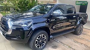 Hilux Srx Plus Cd 2.8 4x4 Tdi Automático Diesel 2024/2024 em Cuiabá - MT