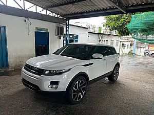Range Rover Evoque Pure 2.0 Automático 5p