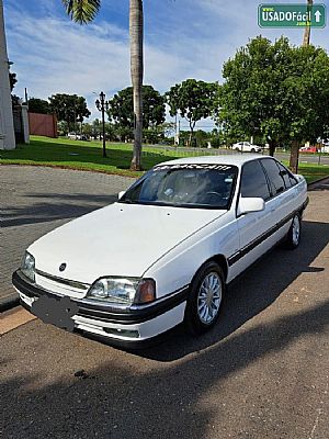 Omega Gls 2.2 1996/1996 em Cuiabá - MT