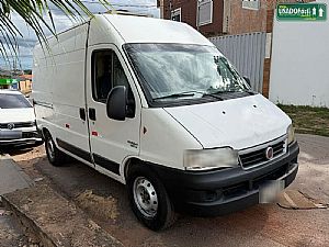 Ducato Maxi Curta 2.3 Teto Alto Me Diesel 2014/2015 em Várzea Grande - MT