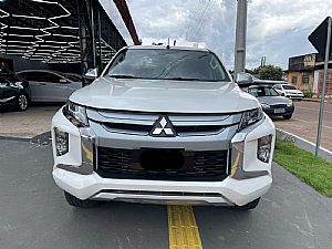 L200 Triton Sport Hpe Cd 2.4 4x4 Automático Diesel 2021/2022 em Sinop - MT