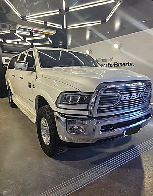 Ram 2500 Laramie Tropivan 6.7 4x4 Diesel 2011/2012 em Rondonópolis - MT