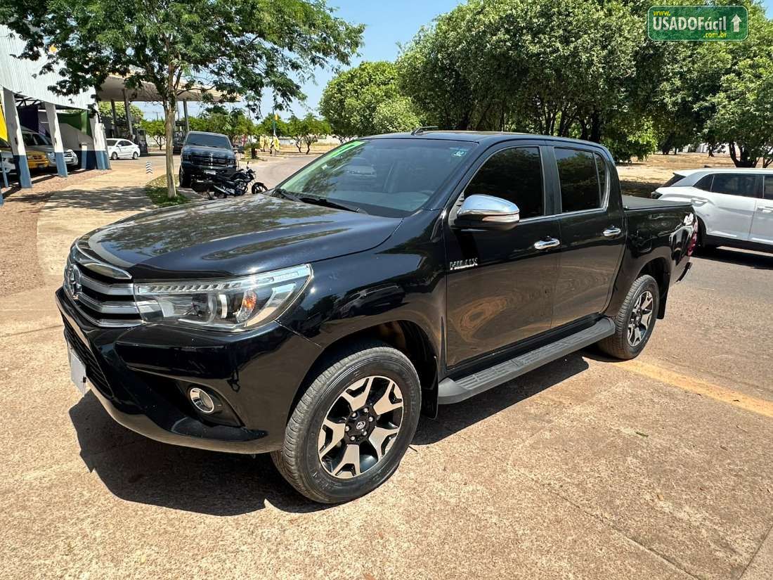 Toyota Hilux SRX CD 2.8 4x4 TDI Automático Diesel 2016/2017 — foto 3 de 19