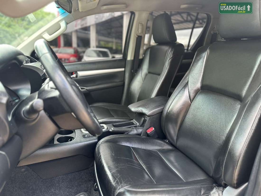 Toyota Hilux SRX CD 2.8 4x4 TDI Automático Diesel 2016/2017 — foto 5 de 19