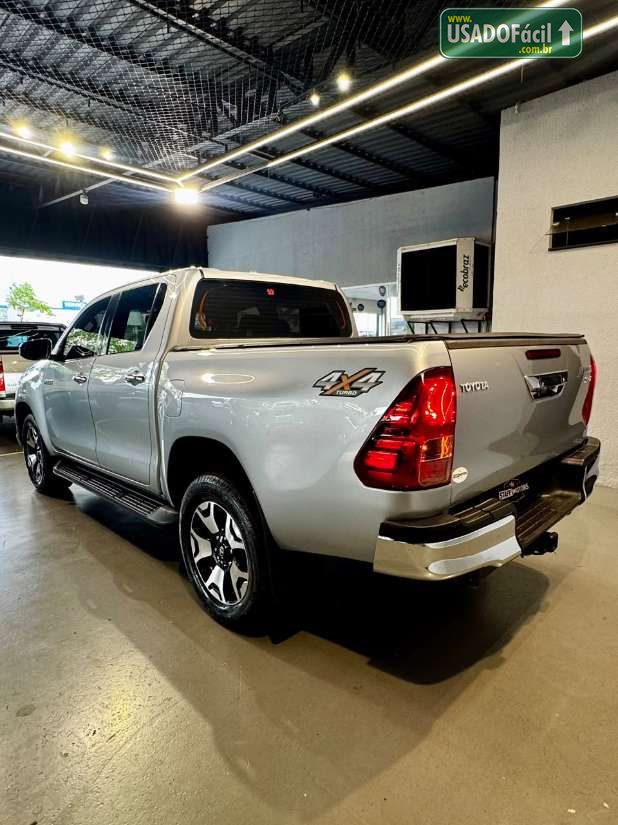 TOYOTA Hilux SRX CD 2.8 4x4 TDI Automático Diesel 2018/2019 — foto 11 de 15