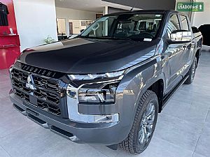 TRITON HPE CD 2.4 TD 4X4 AUTOMÁTICO