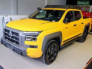 L200 Triton Savana 2.4 4x4 Automático Diesel