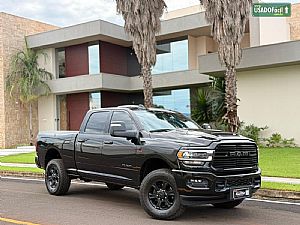 Ram 2500 Laramie Night Edition CD 6.7 Turbo 4x4 Diesel
