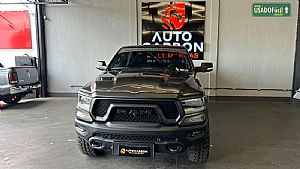 Ram 1500 Rebel Hemi CD 5.7 V8 4x4 Automático