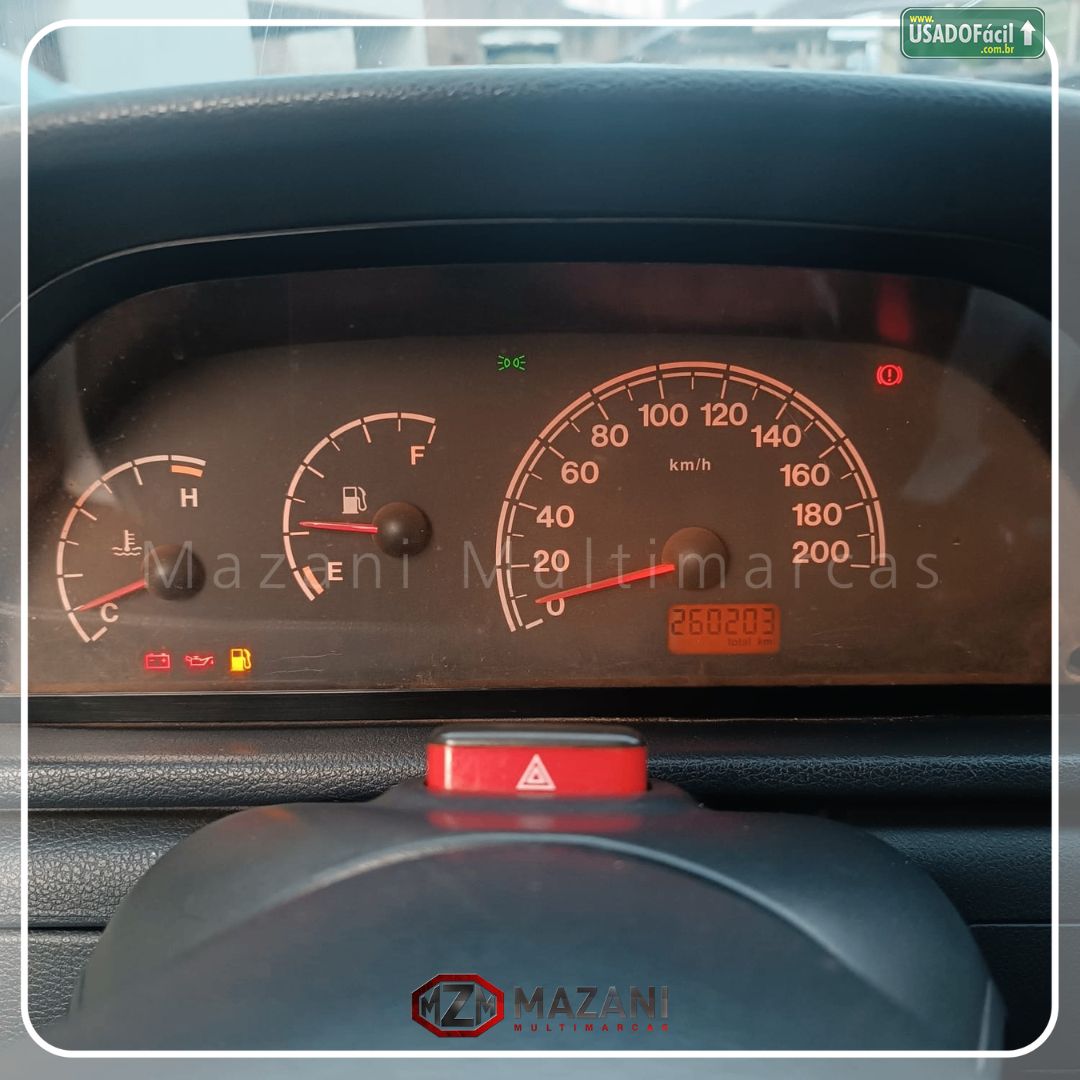 Fiat Uno Mille Fire 1.0 Flex 4P 2005/2006 — foto 10 de 11