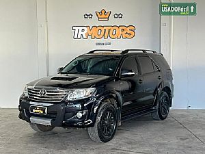 Hilux SW4 SRV D4-D 3.0 4x4 TDI Automático Diesel