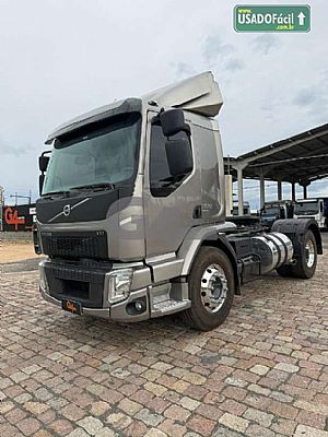 Volvo VM 330  4X2 2p Diesel E5