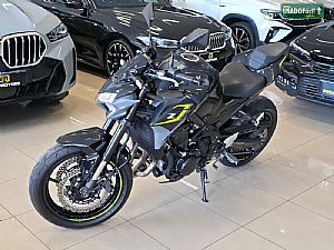 Kawasaki Z 900