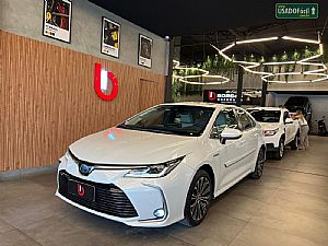 Corolla Altis Premium Hybrid 1.8 Automático Híbrido