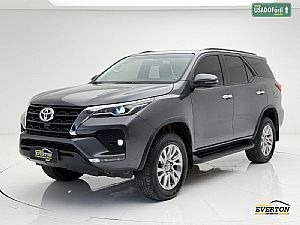 Hilux SW4 SRV 4x2 2.7 Automático Flex