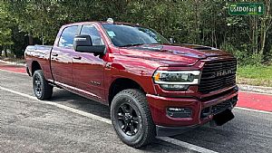 Ram 2500 Laramie Night Edition CD 6.7 Turbo 4x4 Diesel