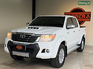 Hilux SRV CD D4-D 3.0 4x4 TDI Automático Diesel