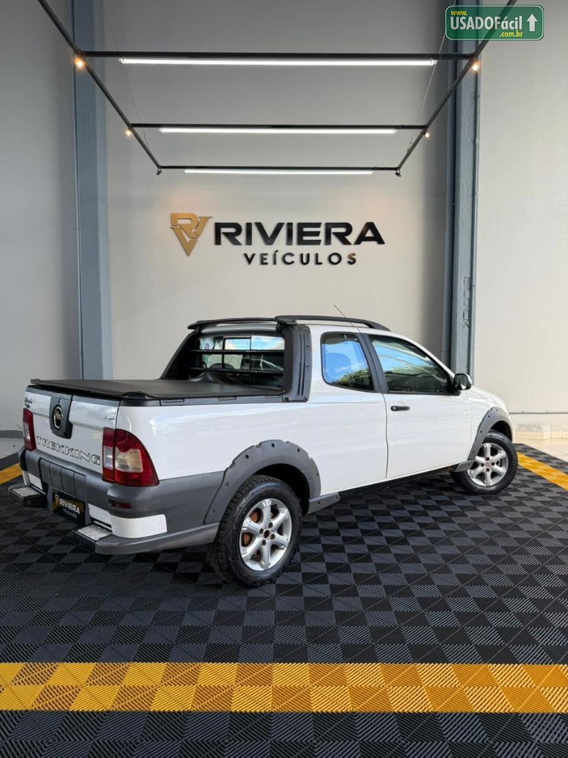 Fiat Strada Trekking CD 1.6 Flex 2012/2013 — foto 4 de 11