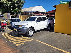 L200 Triton Sport GLS CD 2.4 Mecânico Diesel
