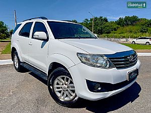 Hilux SW4 SR 2.7 4X2 Flex Automático