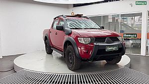 L200 Triton Savana Cd 4x4 Mecânico Diesel 2014/2014 em Cuiabá - MT