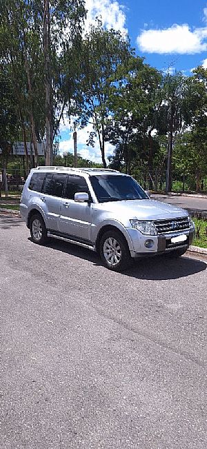 Pajero Hpe Full 3.2 4x4 Turbo Intercooler Automático Diesel 2010/2010 em Cuiabá - MT