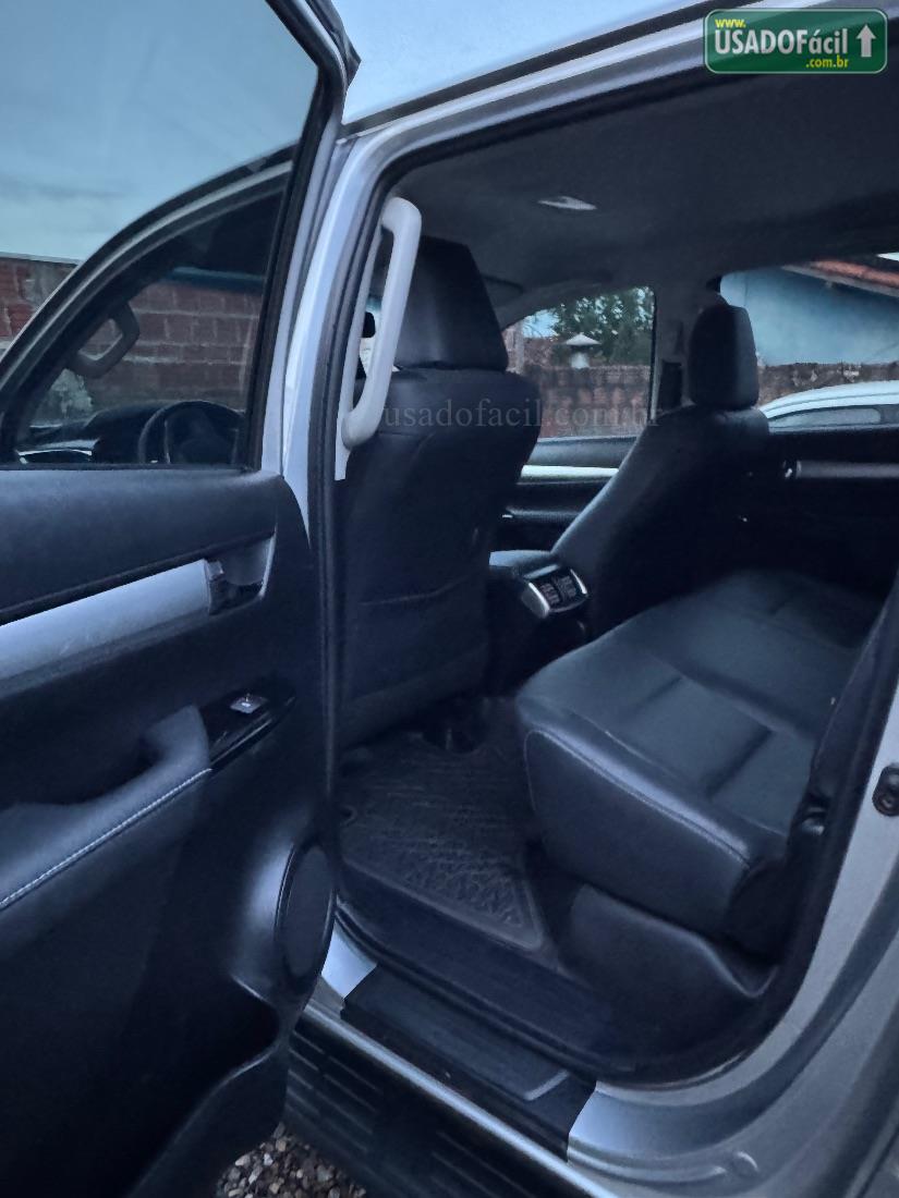 TOYOTA Hilux SRX Plus CD 2.8 4x4 TDI Automático Diesel 2024/2024 — foto 7 de 12
