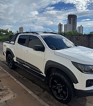 S10 Z71 Cd 2.8 4x4 Tdi Automático Diesel 2023/2024 em Cuiabá - MT