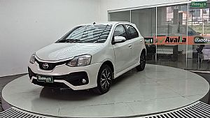 Etios Hatch Platinum 1.5 Automático Flex 2016/2017 em Cuiabá - MT