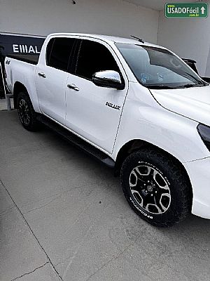 Hilux Srv Cd 2.8 4x4 Tdi Automático Diesel 2022/2022 em Campo Verde - MT