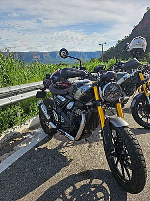 Triumph Scrambler 400X
