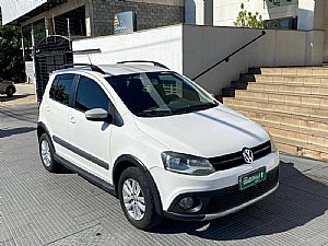 Crossfox 1.6 Mi Total Flex 2013/2014 em Cuiabá - MT