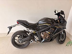 Cbr 650 R 2023/2023 em Cuiabá - MT