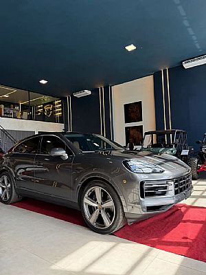 Porsche Cayenne 3.0 V6 Híbrido 2025/2025 em Lucas do Rio Verde - MT