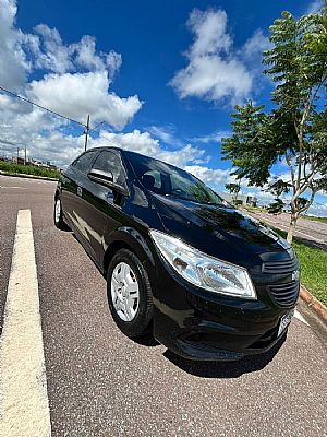 Onix Joy Hatch 1.0 Mecânico Flex 2017/2018 em Sorriso - MT