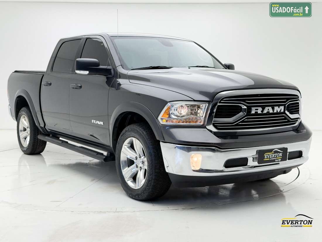 RAM Ram Classic Laramie CD 5.7 V8 4x4 Automático 2023/2023 — foto 3 de 21