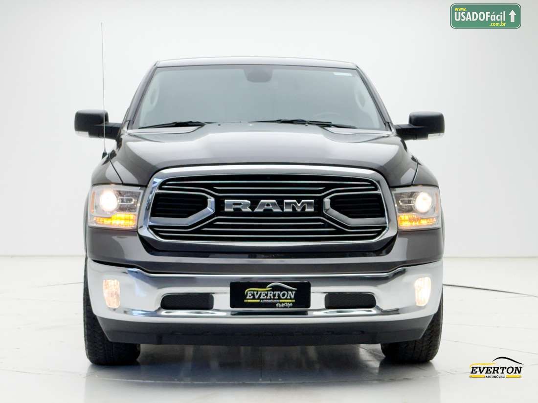 RAM Ram Classic Laramie CD 5.7 V8 4x4 Automático 2023/2023 — foto 2 de 21