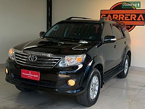 Hilux SW4 SRV D4-D 3.0 4x4 TDI Automático Diesel