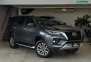 Hilux SW4 SRX 2.8 4x4 TDI Automático Diesel