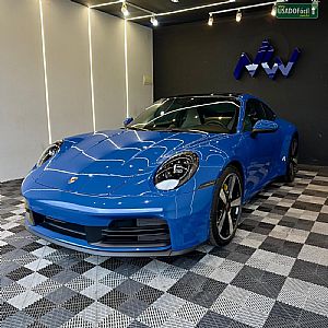 Porsche 911 Carrera