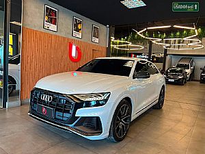 Audi Q8 Performance Black 3.0 TFSI Quattro S-Tronic